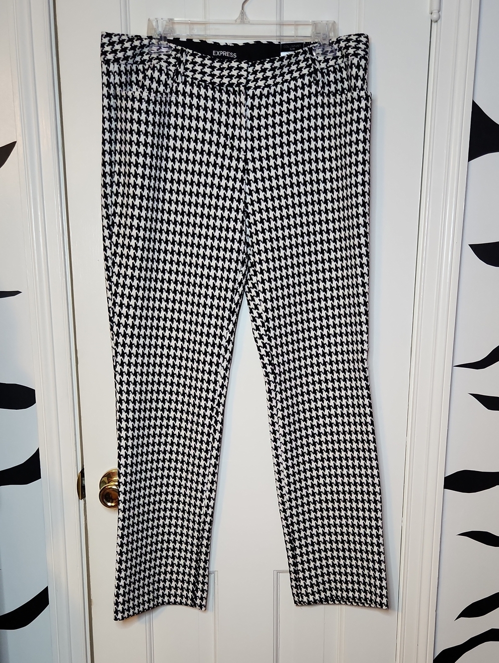 NWT Express Black & White Houndstooth Slim Trousers